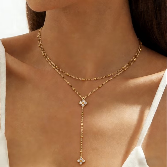 Trendy boutique Jewelry - Dainty Delicate LayereClover Collarbone Lariat Style Hypoallergenic Necklace